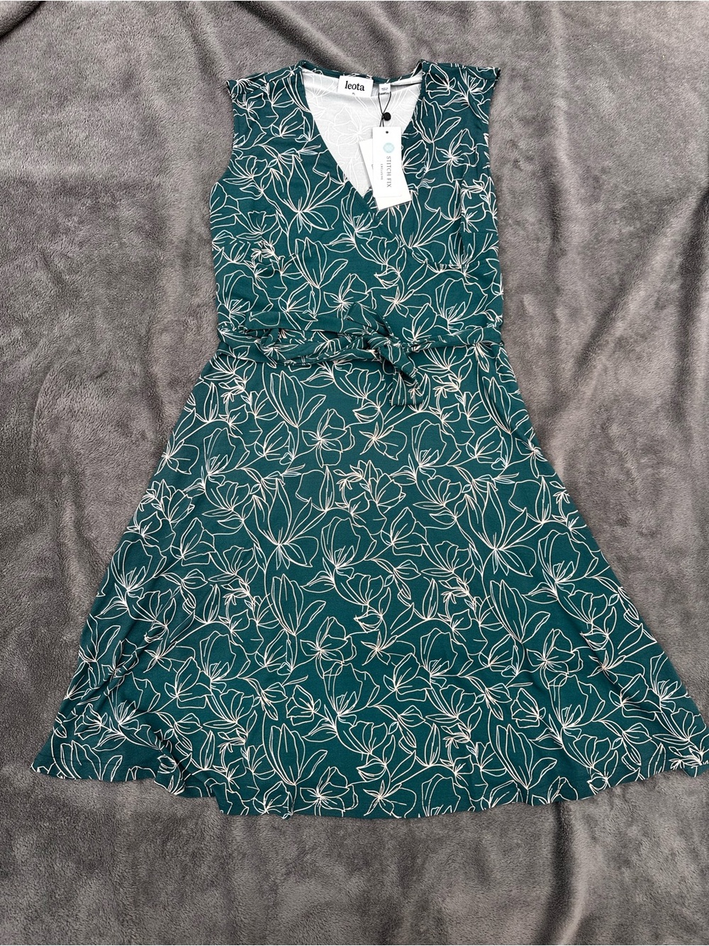 NWT Leota Women’s Green Floral Print Sleeveless Faux Wrap Dress - Petite Large